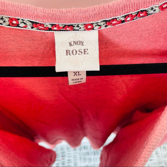 Knox Rose size L lace shoulder detail - Picture 9 of 12